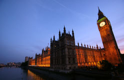 big-ben-houses-parliment-sunset-38847448